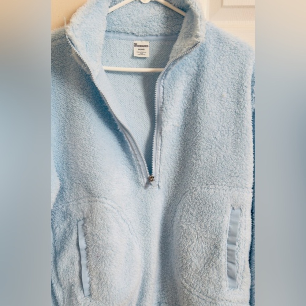 Woman’s No Boundaries Sky Blue Fuzzy 100%‎ Recycled Polyester Pullover Size M - Picture 5 of 7